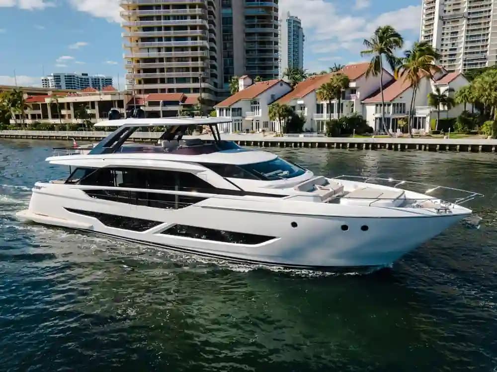 Ferretti Yachts 860 for Sale