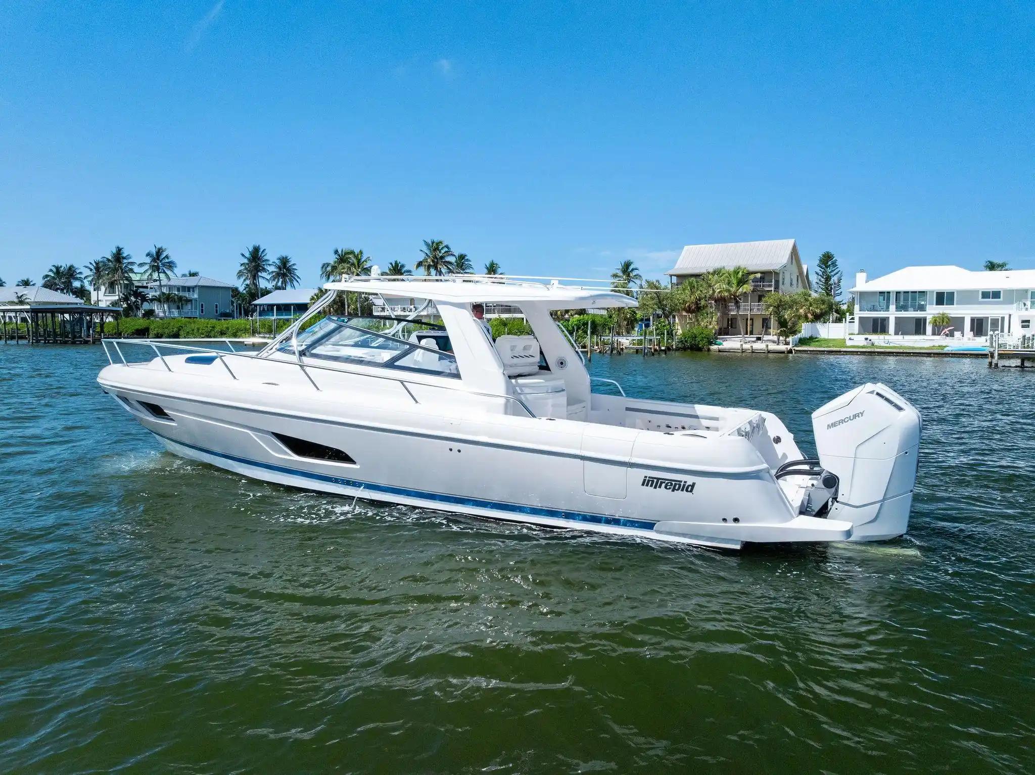Intrepid Powerboats 438 Evolution For Sale