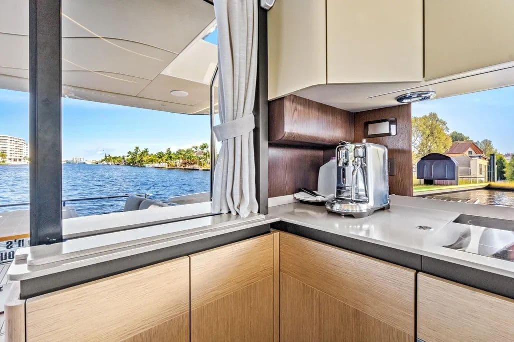 2025 Absolute 52 FLY for Sale in Fort Lauderdale, Florida Flybridge 5