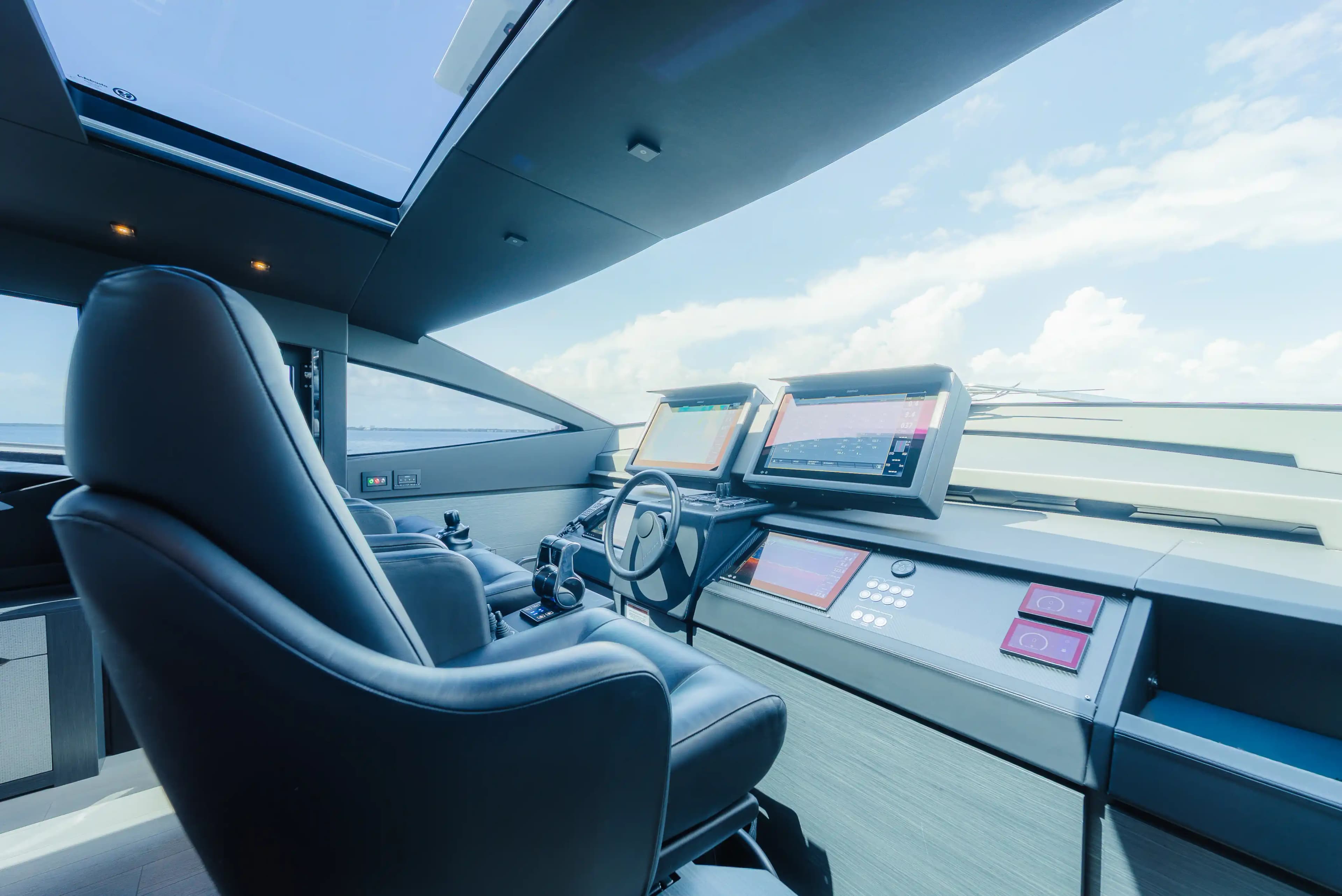 2021 Pershing 8X te koop in Fort Lauderdale, Florida Sport Cruiser 1