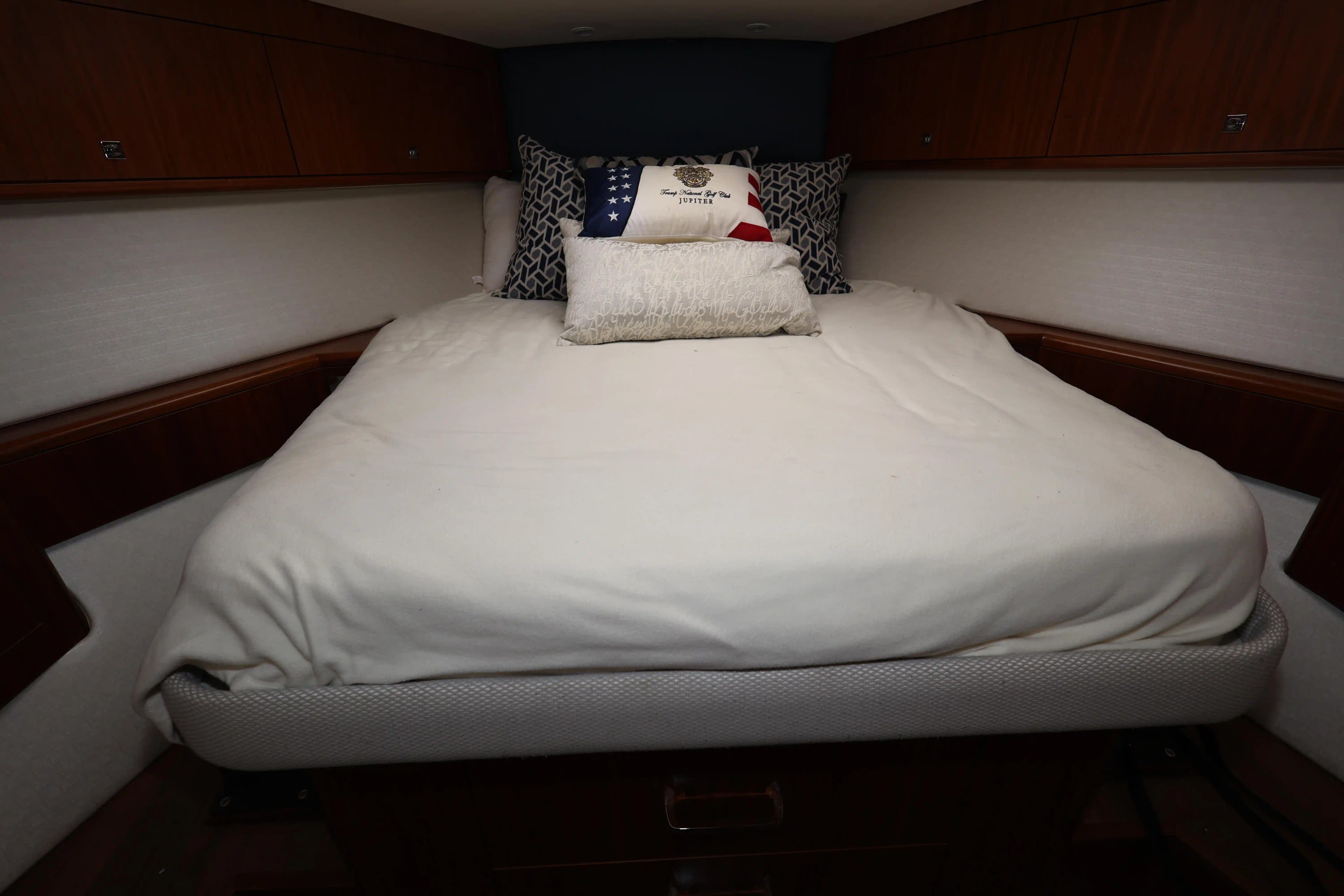 2018 Hatteras 45 Express Sportfish for Sale in Fort Lauderdale, Florida Saltwater Fishing 2