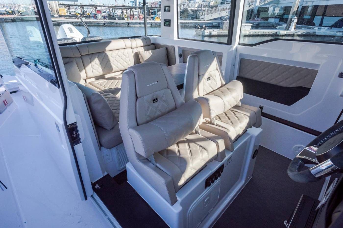 2025 Axopar 37 XC Cross Cabin Sold in San Diego, California Center Console 4