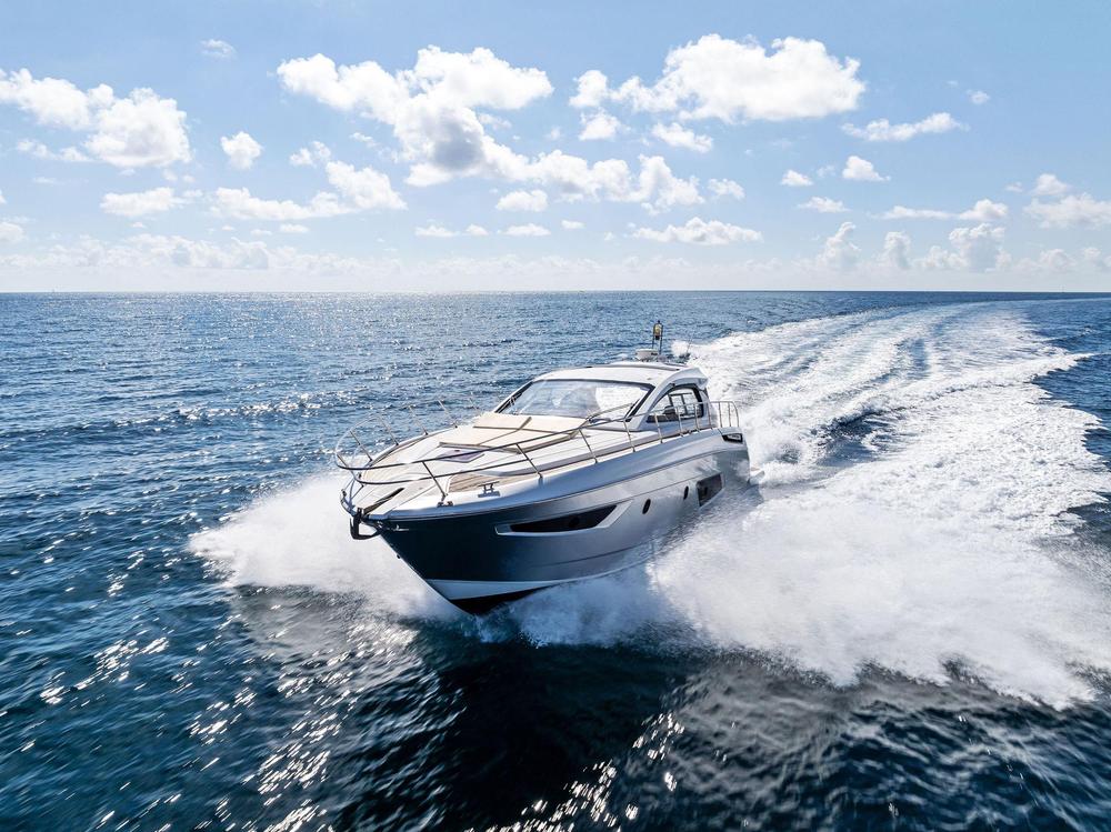 2016-azimut-atlantis-50-power-9671045-20250221073815999-1_XLARGE.jpg