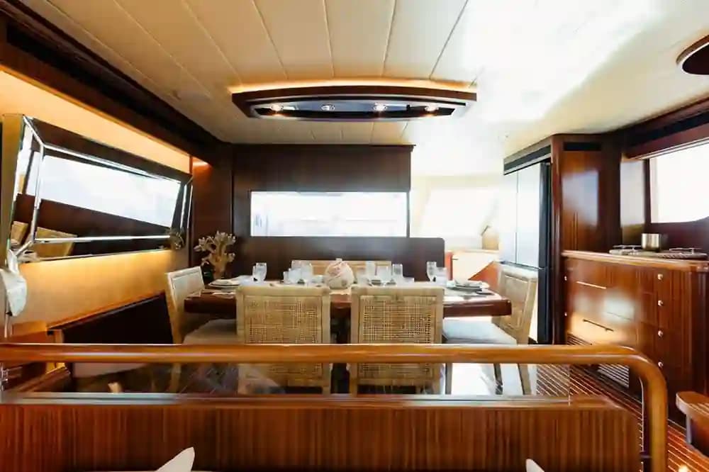 Horizon V74 Skylounge for Sale