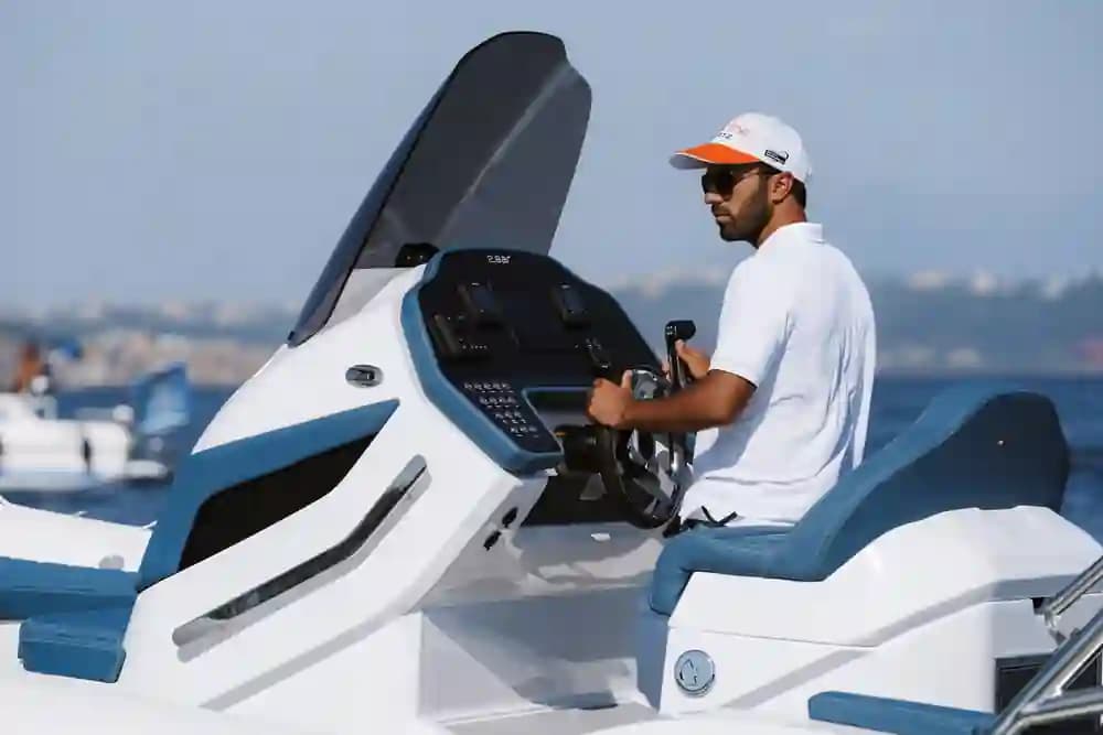 2026 2 Bar 8.2 a la venta en Miami, Florida RIB (Rigid Inflatable) 2
