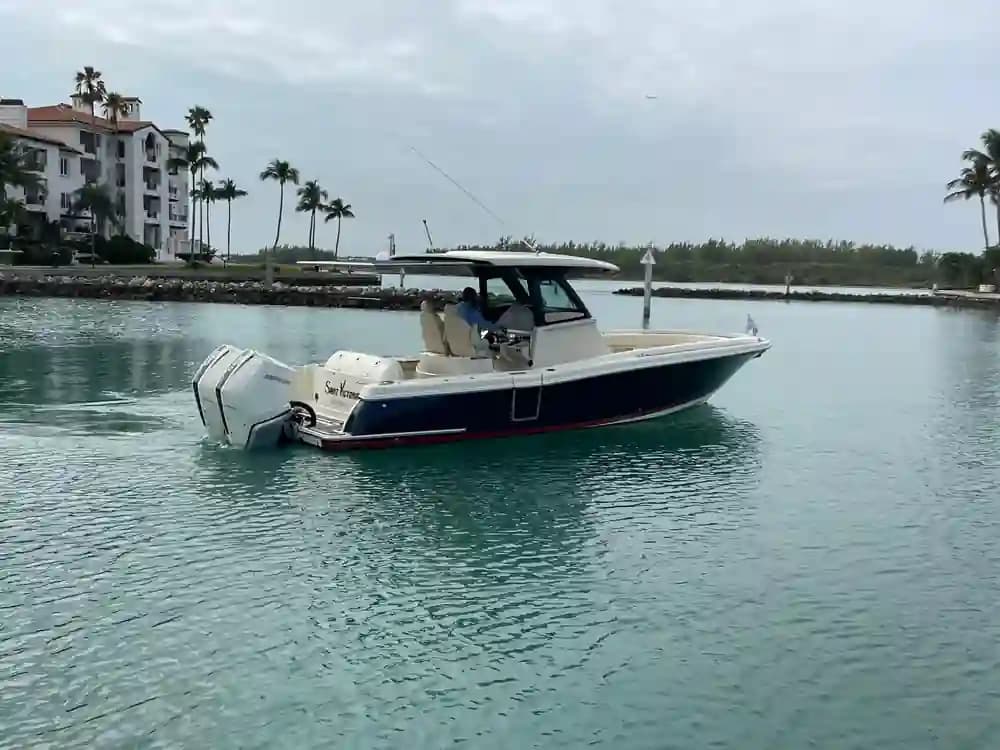 Chris-Craft Catalina 30 for Sale