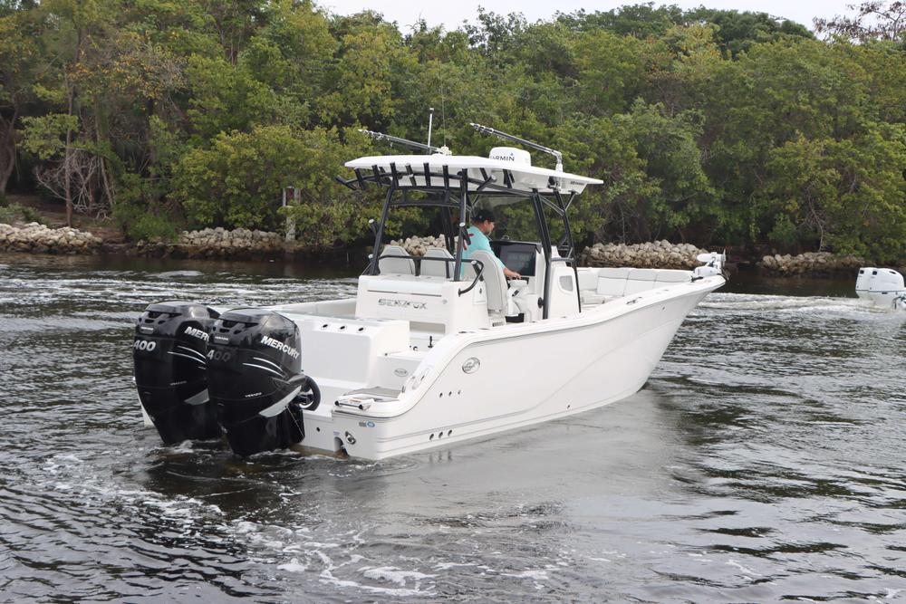 2023-sea-fox-328-commander-power-9714550-20250324084639349-1_XLARGE.jpg