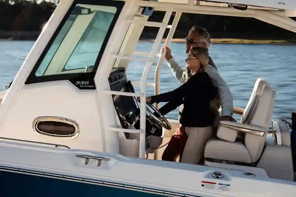 2025 Boston Whaler 330 Outrage for Sale in Harbor Springs, Michigan Center Console 2
