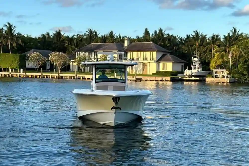 2017 Boston Whaler 370 Outrage for Sale in Lighthouse Point, Florida Center Console 5