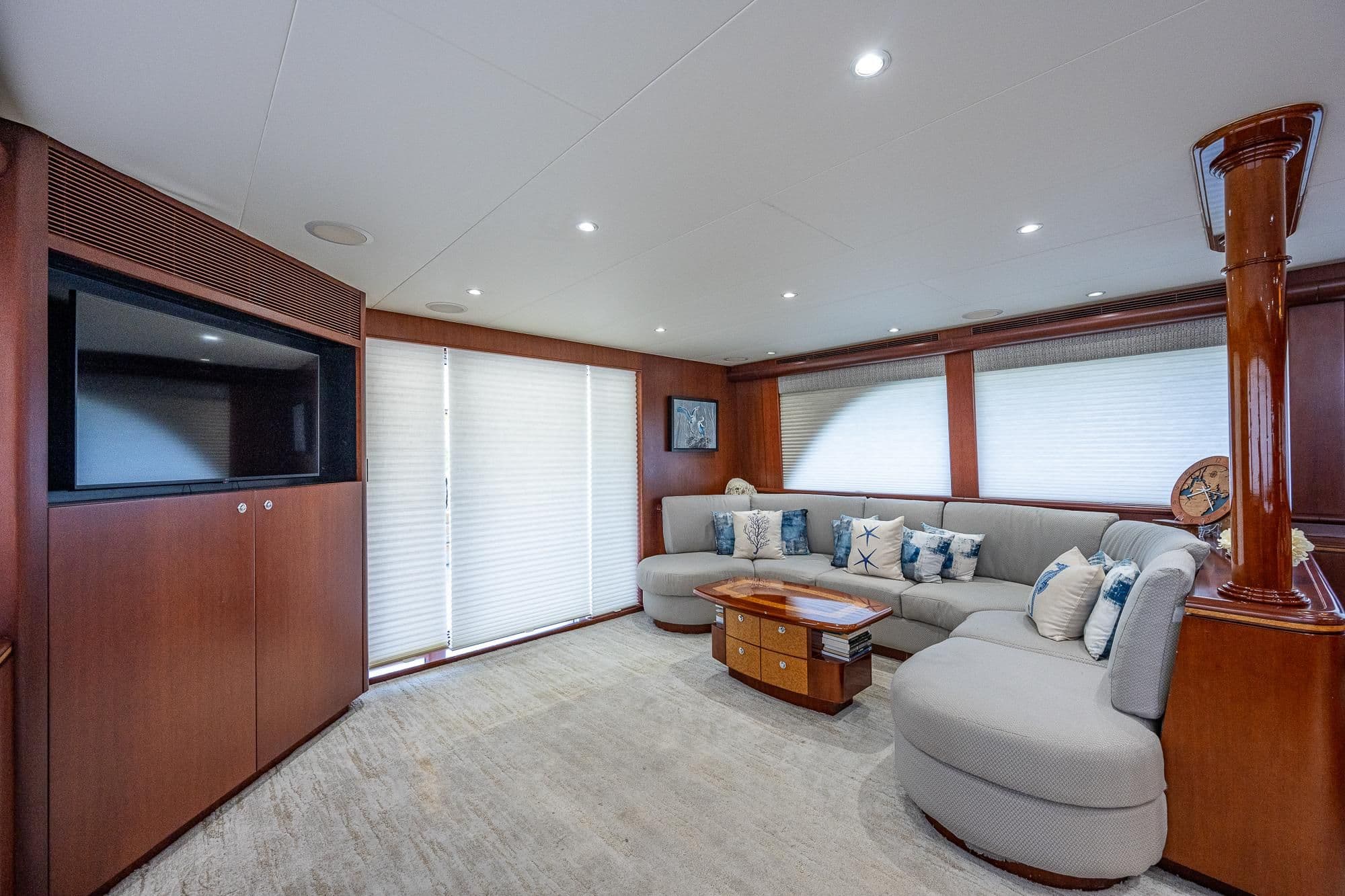 2007 Cheoy Lee Shipyards Bravo 88 for Sale in Fort Lauderdale, Florida Motor Yacht 4