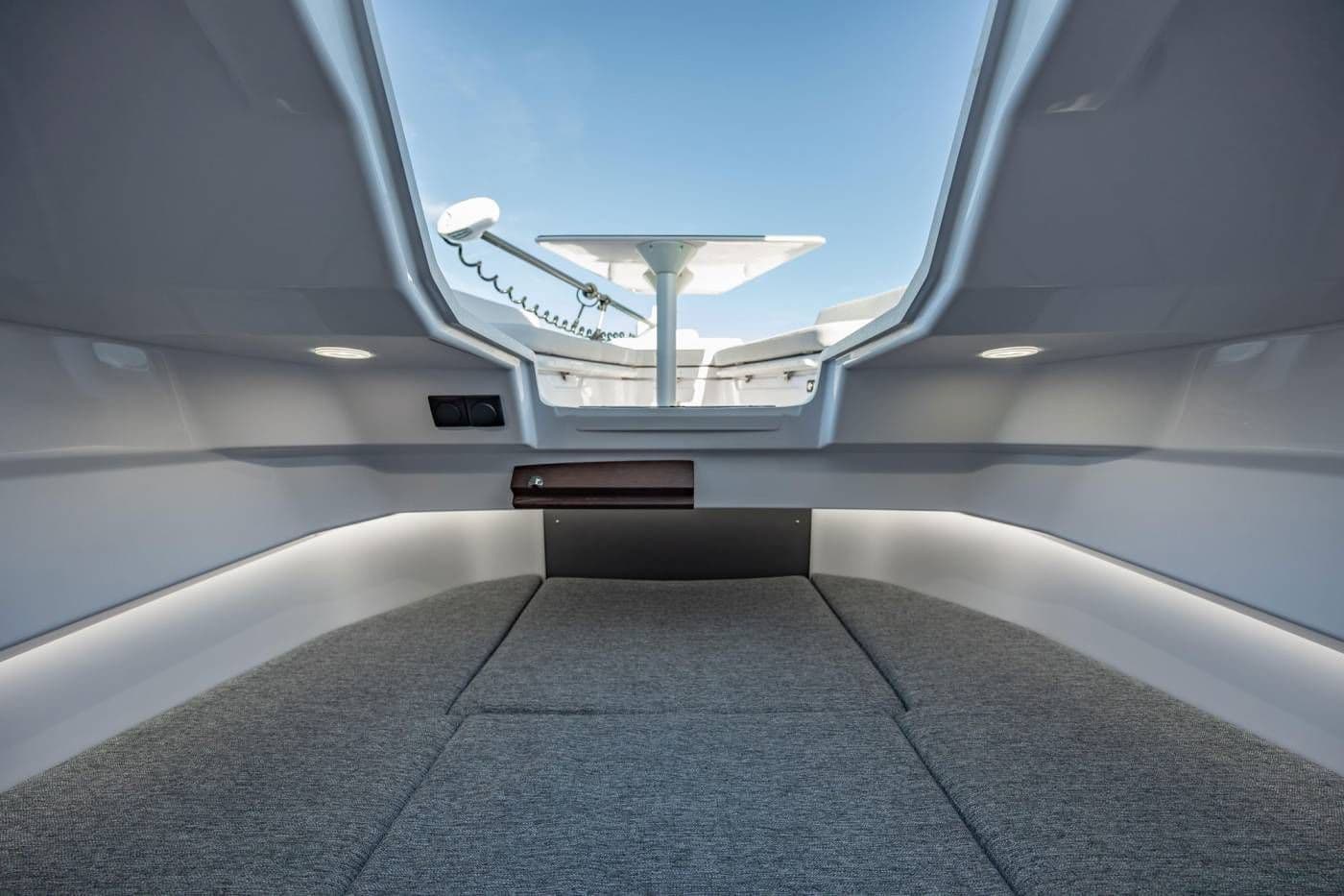 2025 Axopar 29 CCX for Sale in Wrightsville Beach, North Carolina Center Console 4