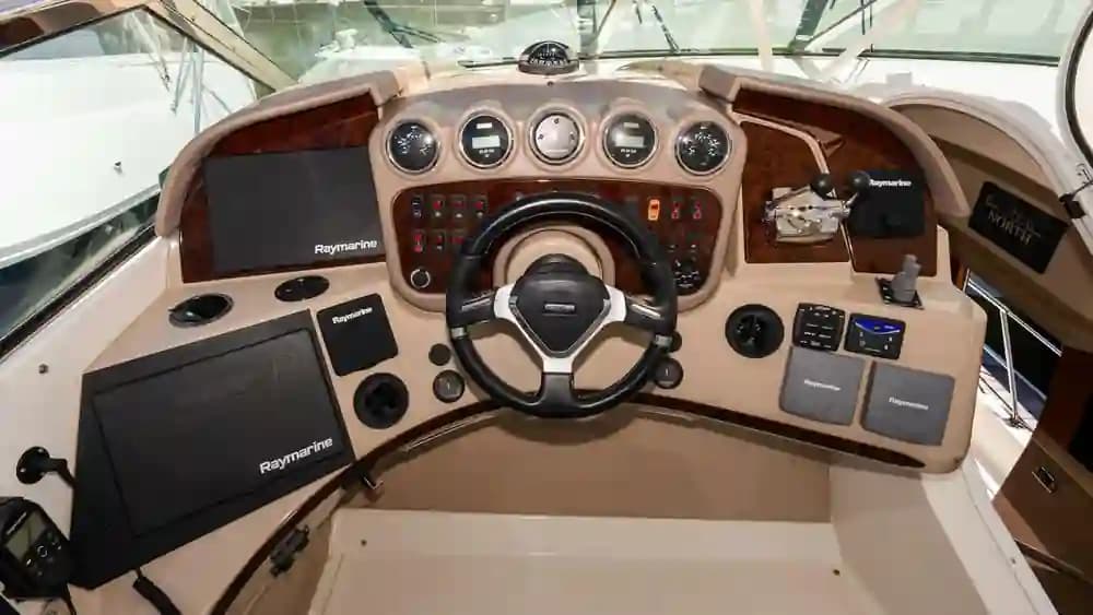 2005 Carver 56 Voyager for Sale in Greenport, New York Cruiser 2