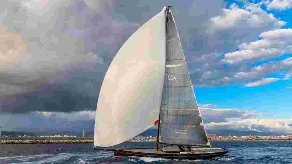 2025 Wally Wallynano37