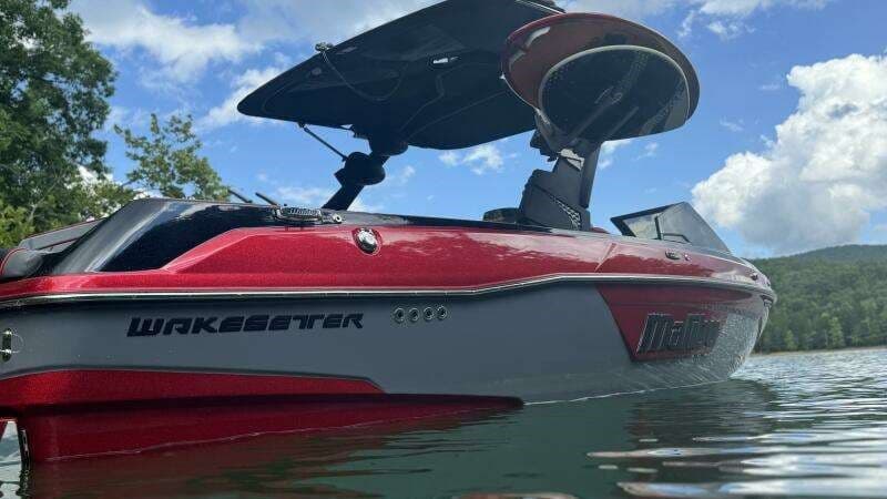 Malibu Boats 23 LSV for Sale