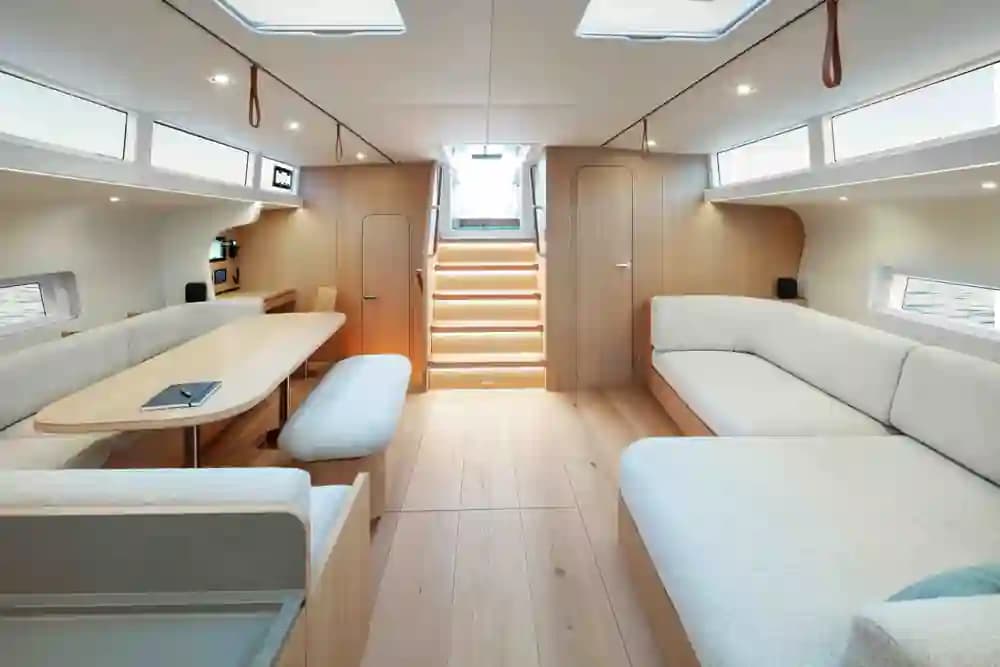 Y Yachts Y7 te koop