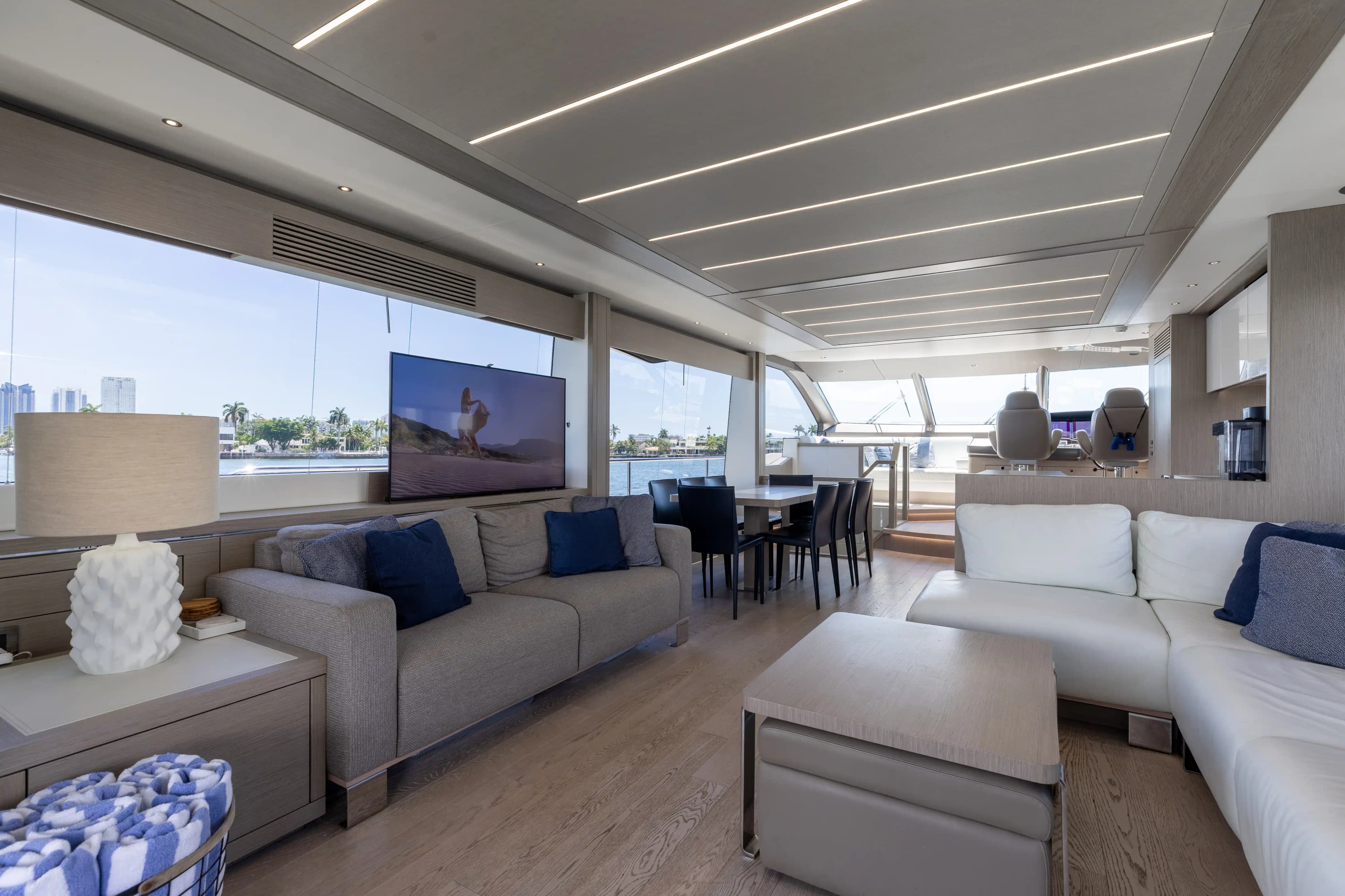 2022 Sunseeker 76 Yacht a la venta en Aventura, Florida Flybridge 5