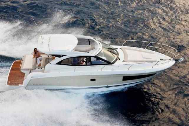 Yacht