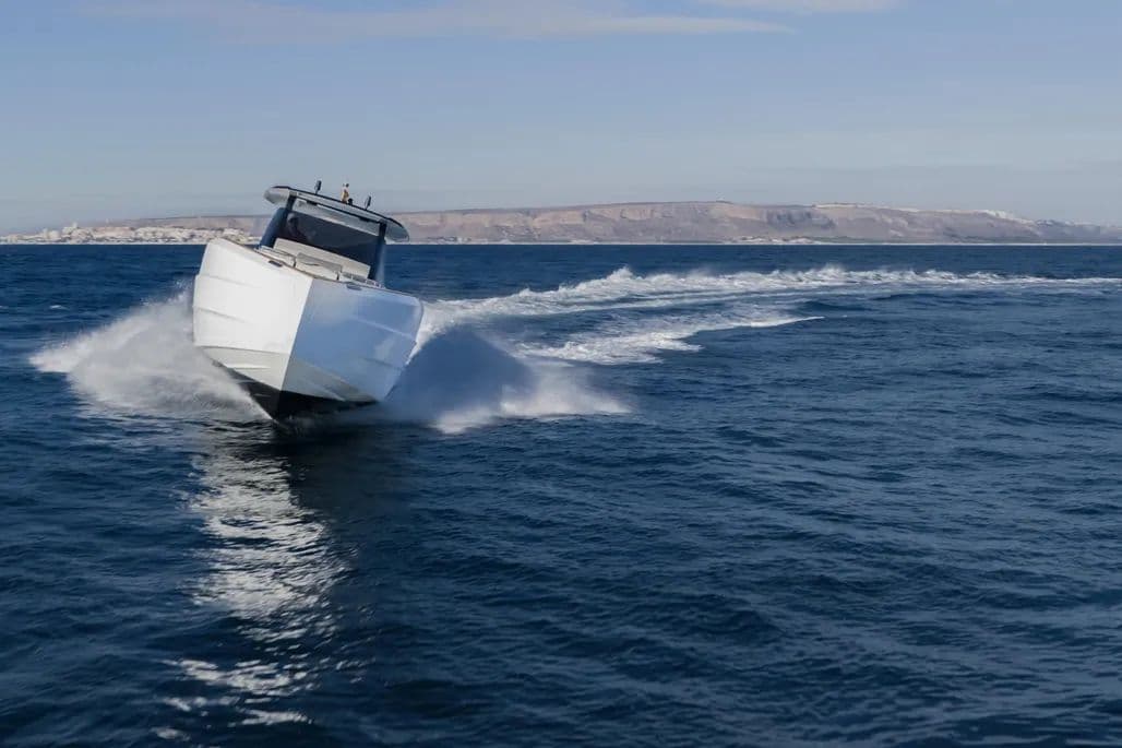 Astondoa 377 Coupe for Sale