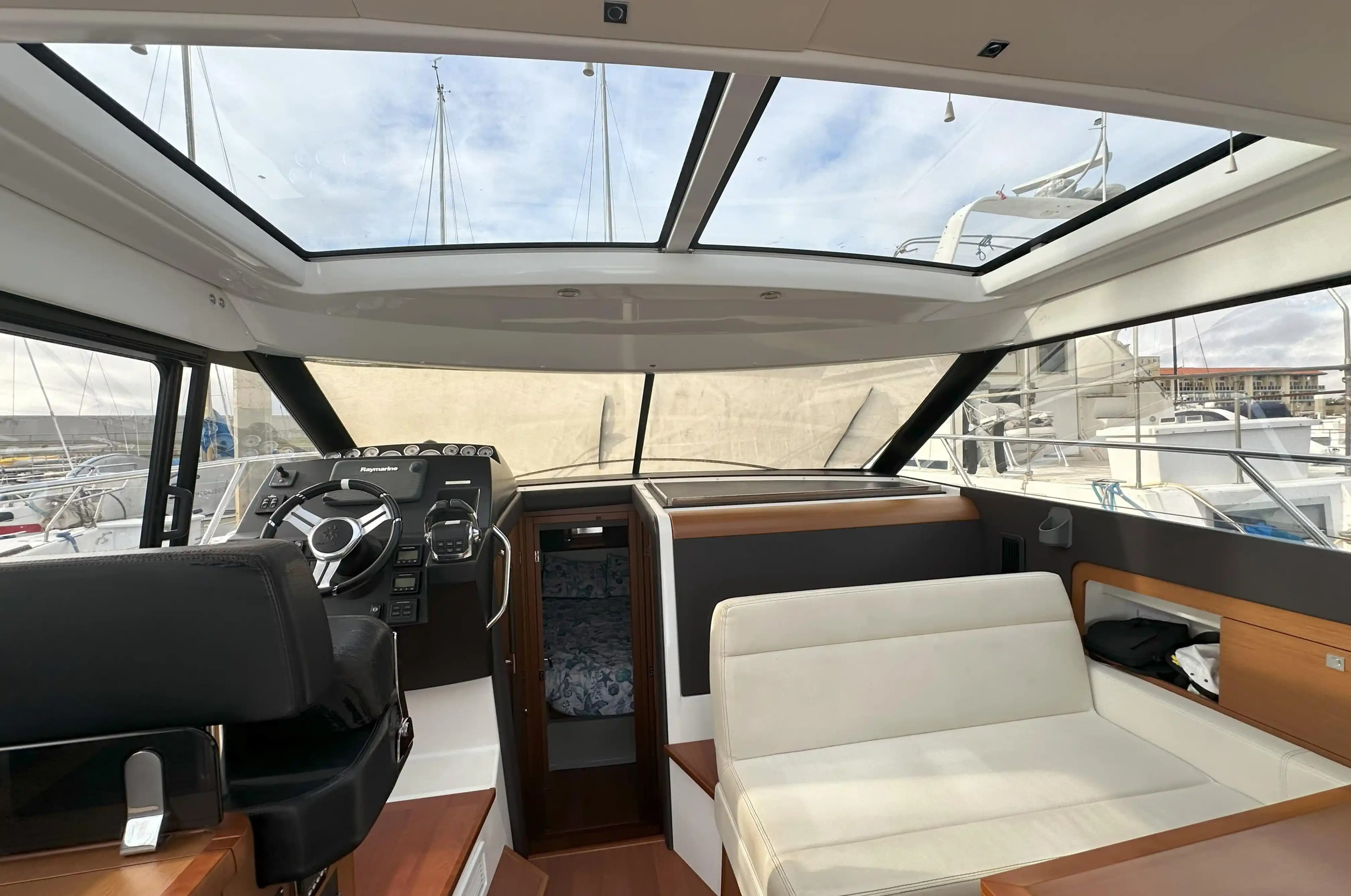 Jeanneau NC 11 te koop