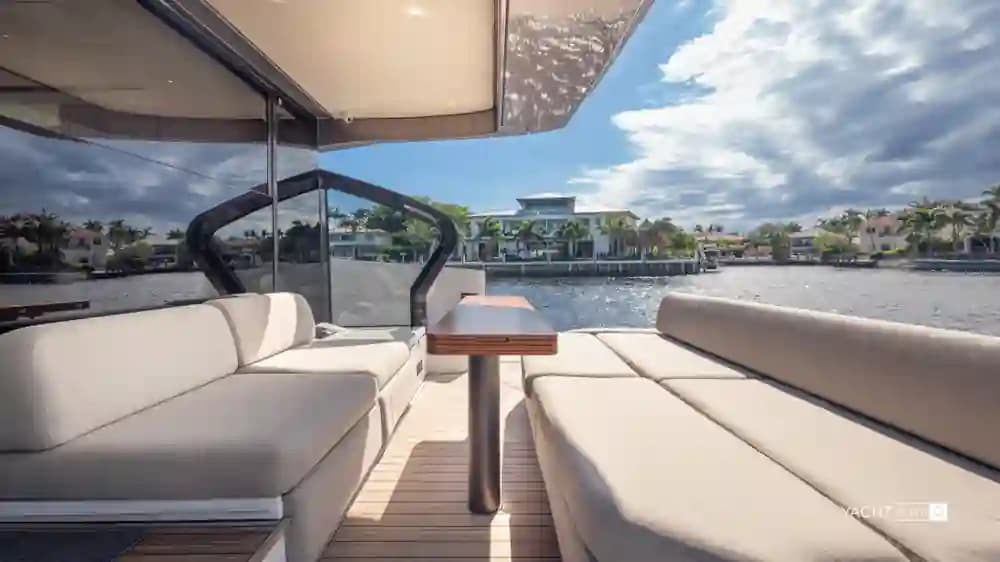 Azimut Seadeck 6 in vendita