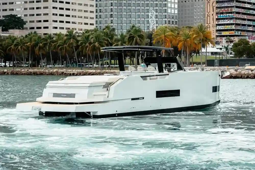 De Antonio Yachts D50 Open for Sale