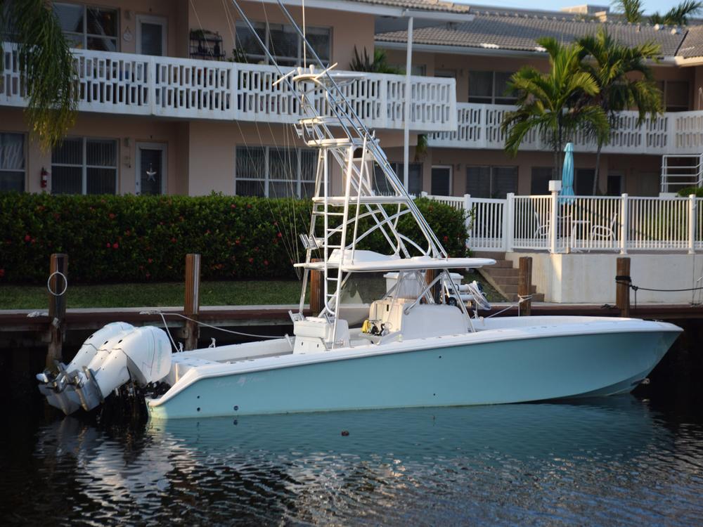 2016 Bahama 41