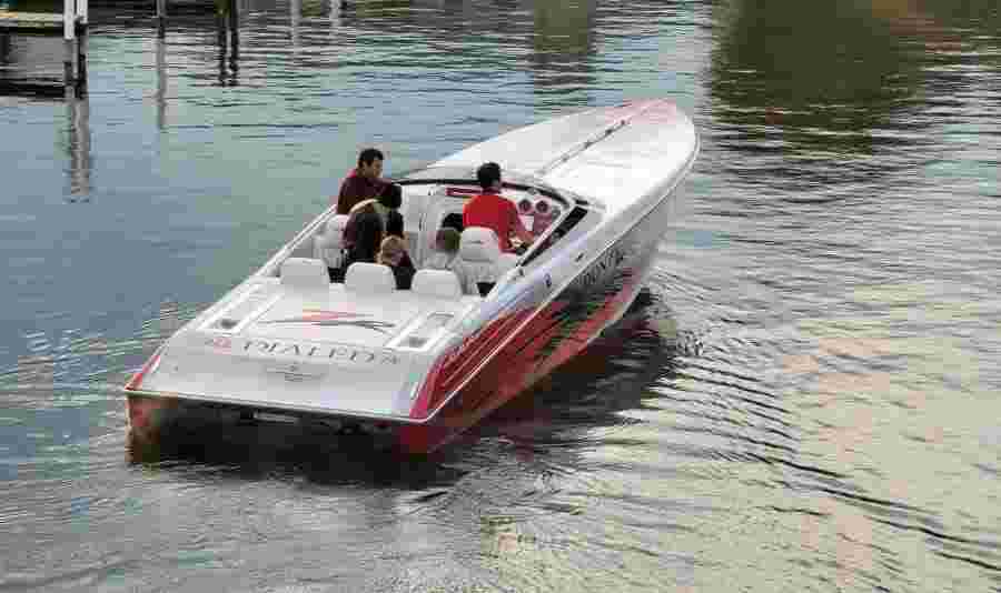 2008 Donzi Marine 35 ZR