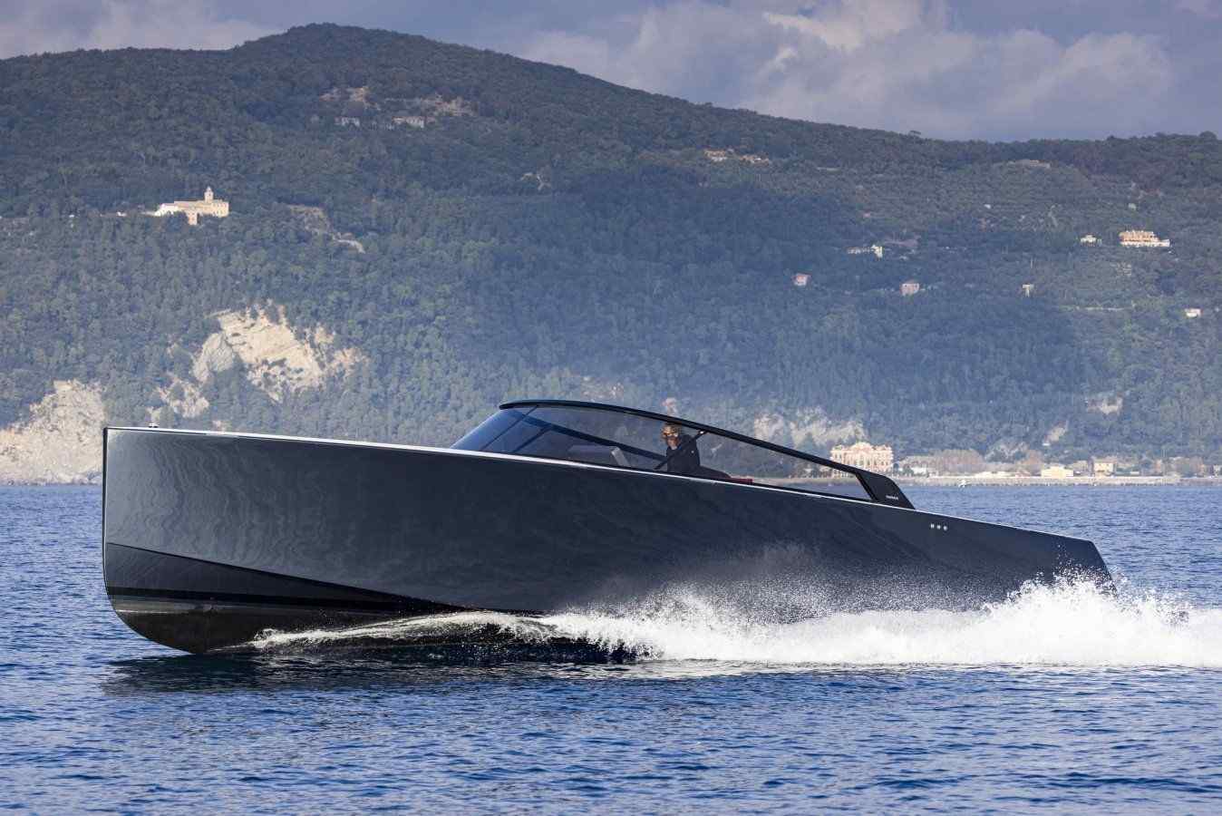 Yacht