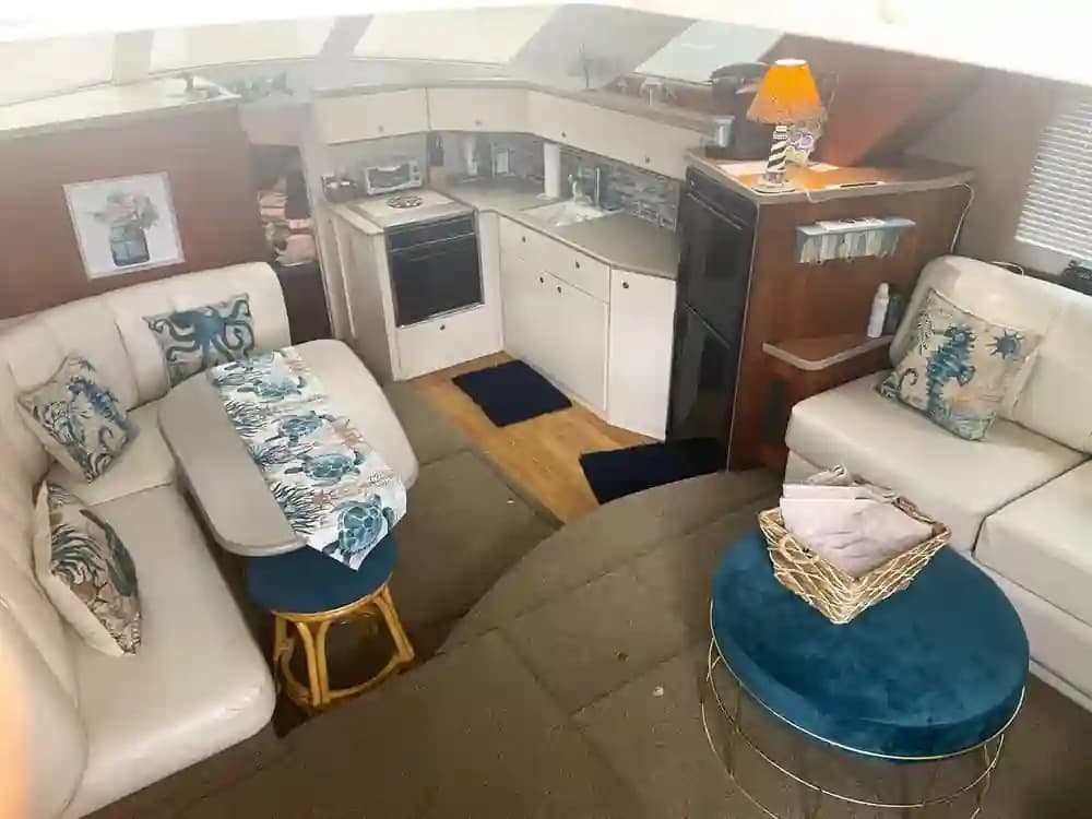 1997 Silverton 372 Motoryacht Sold in Fort Pierce, Florida Aft Cabin 3