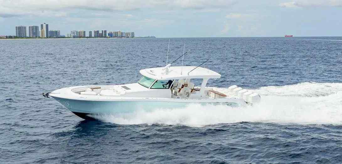 Yacht