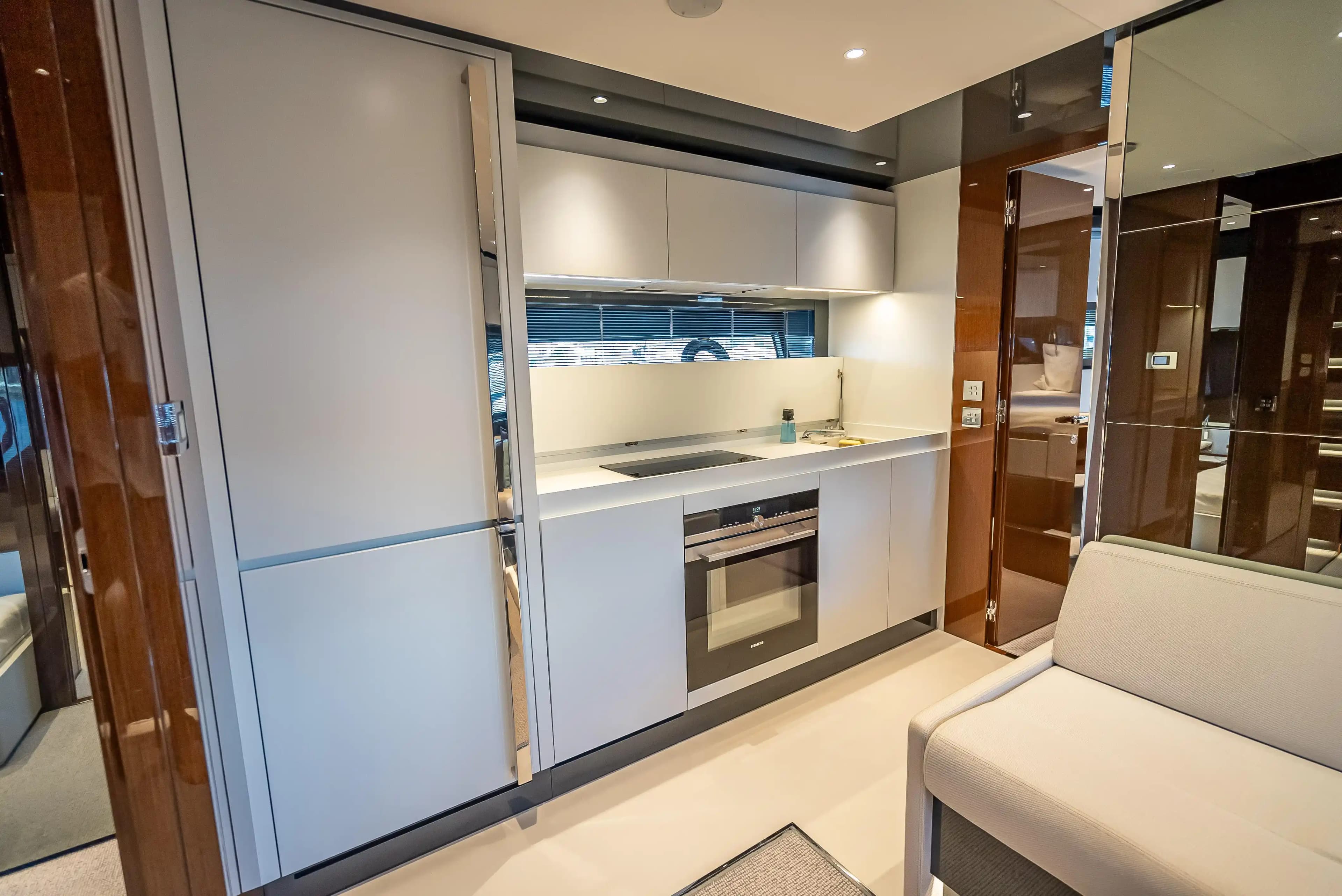 2023 Riva 68' Diable Verkauft in Fort Lauderdale, Florida Express Cruiser 5
