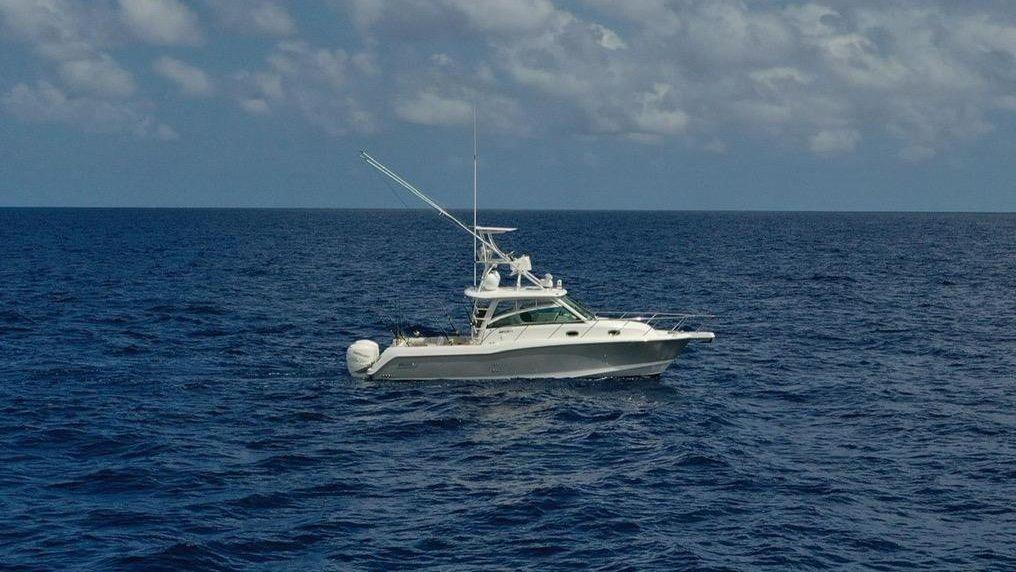 Boston Whaler 345 Conquest For Sale