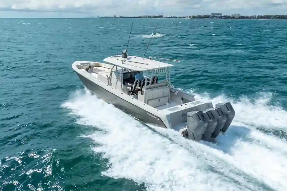 Contender 44CB in vendita