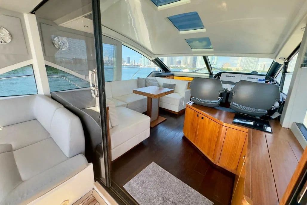 2018 Sunseeker Predator 57 for Sale in Cancún, MX Express Cruiser 1