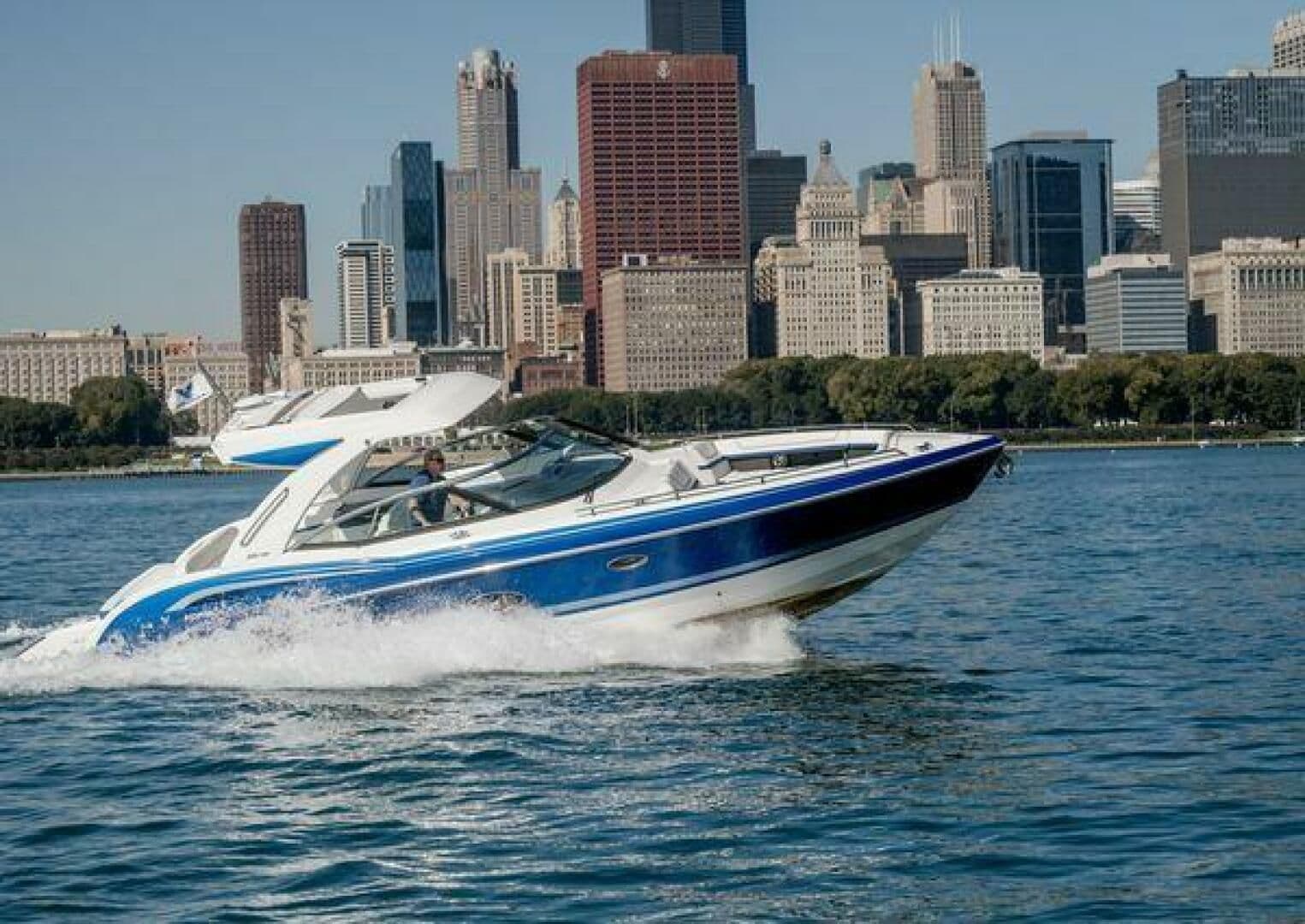 2020 Formula Boats 350 Crossover Bowrider Sold in Chicago, Illinois Bowrider