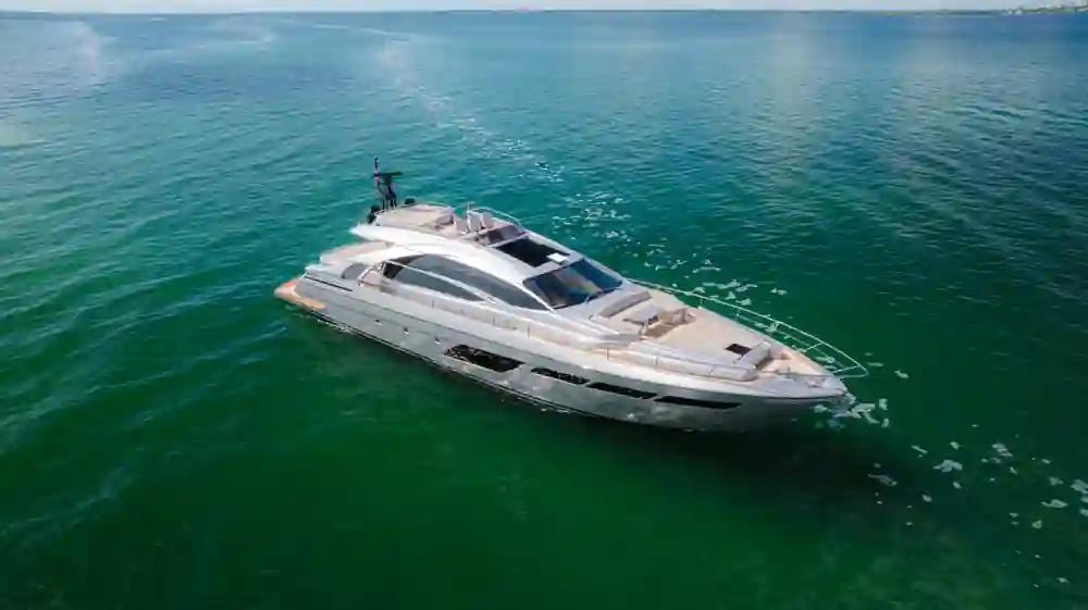 Pershing 8X a la venta