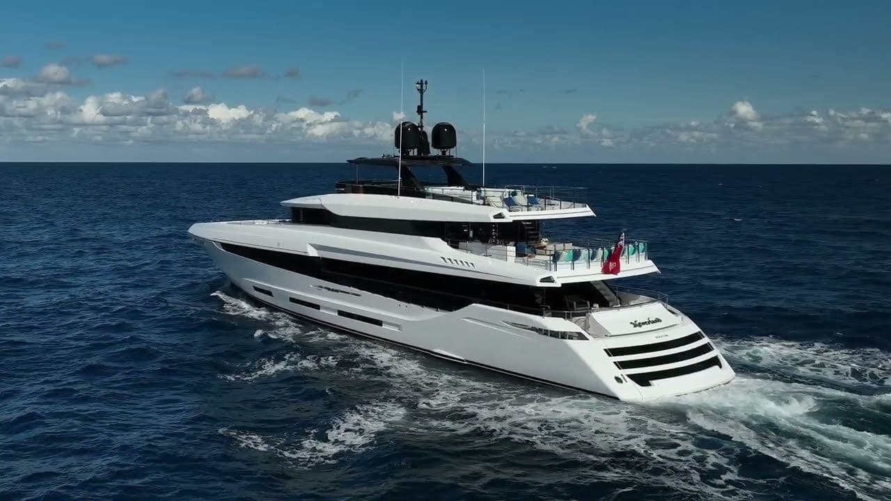 2017 Mangusta Oceano 42 a la venta en Port Jefferson, New York Megayacht 5
