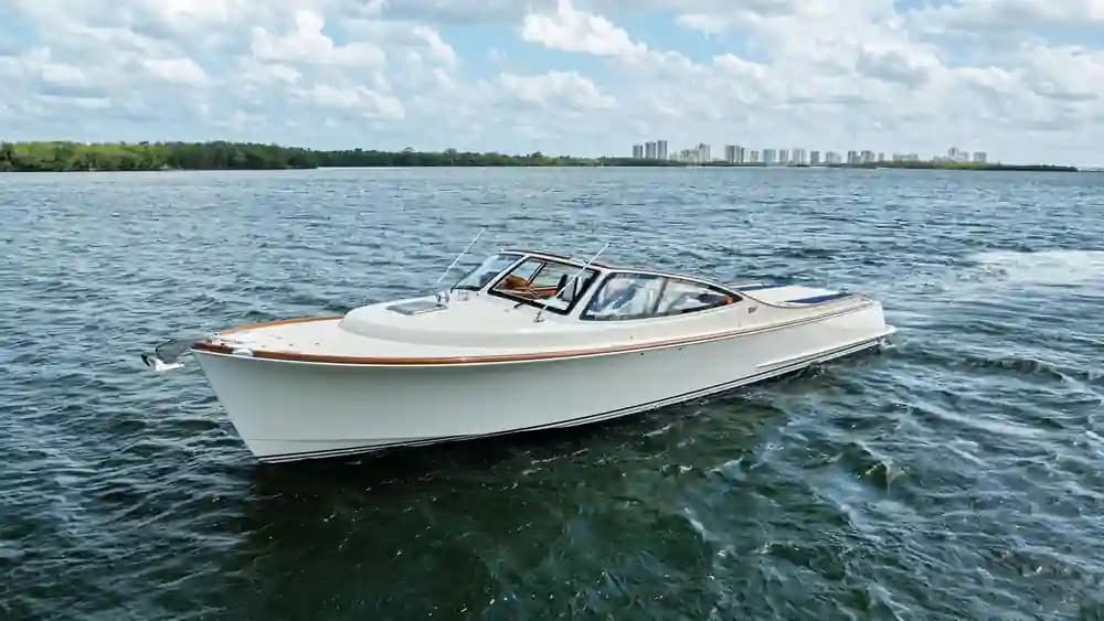 Hinckley Yachts Talaria 38R for Sale