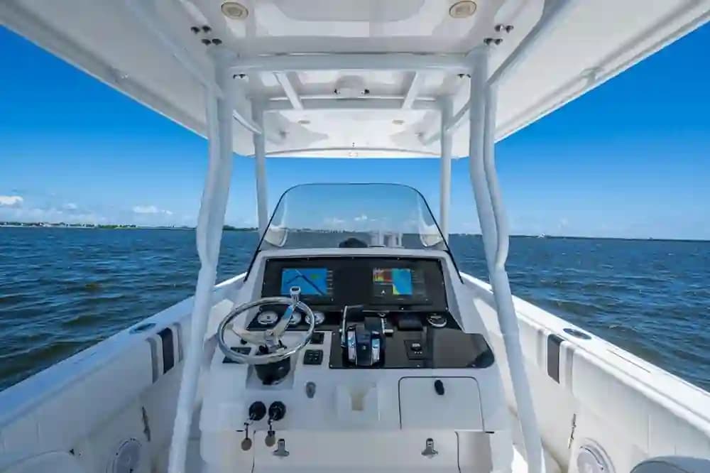 2010 Intrepid Powerboats 323 Open in vendita a Jensen Beach, Florida Center Console 2