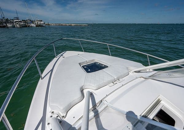 2010 Everglades Boats 350LX Sold in Key Biscayne, Florida Cuddy Cabin 2