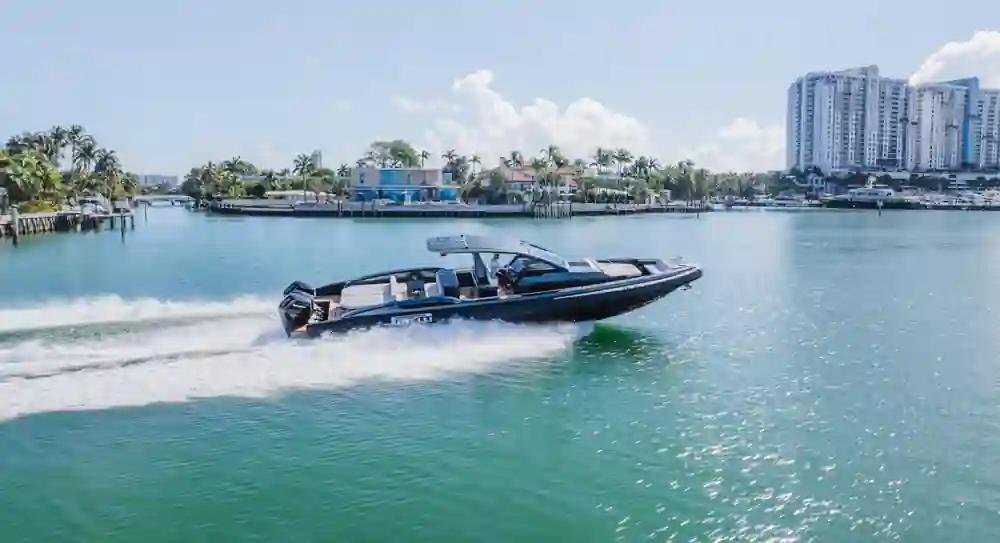 Pirelli Speedboats 50 For Sale
