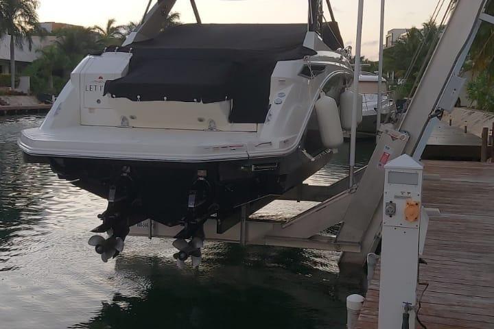 Sea Ray Sundancer 320 Outboard zum Verkauf