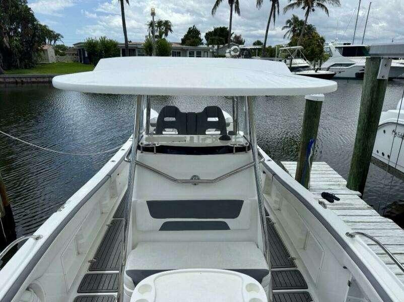 2023 Garnet Offshore 300 HT