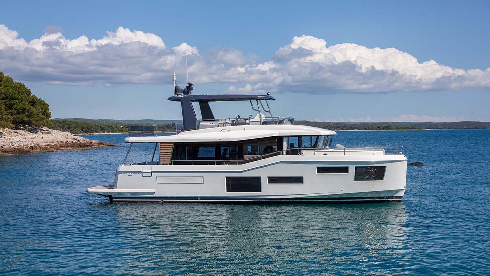 2026 Beneteau Grand Trawler 63