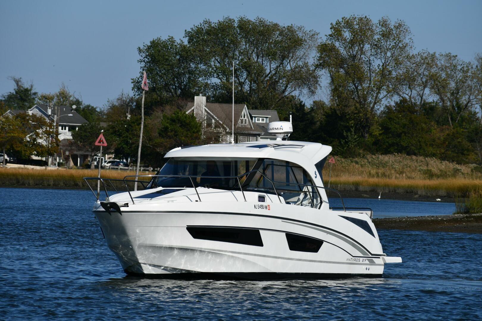 Beneteau Antares 9 For Sale