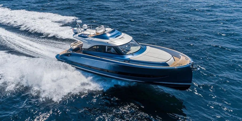 Solaris Power 48 Flybridge For Sale