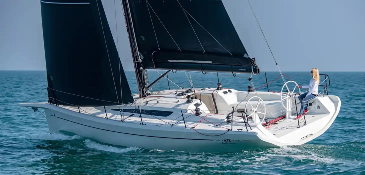 Italia Yachts 11.98 Bellissima For Sale