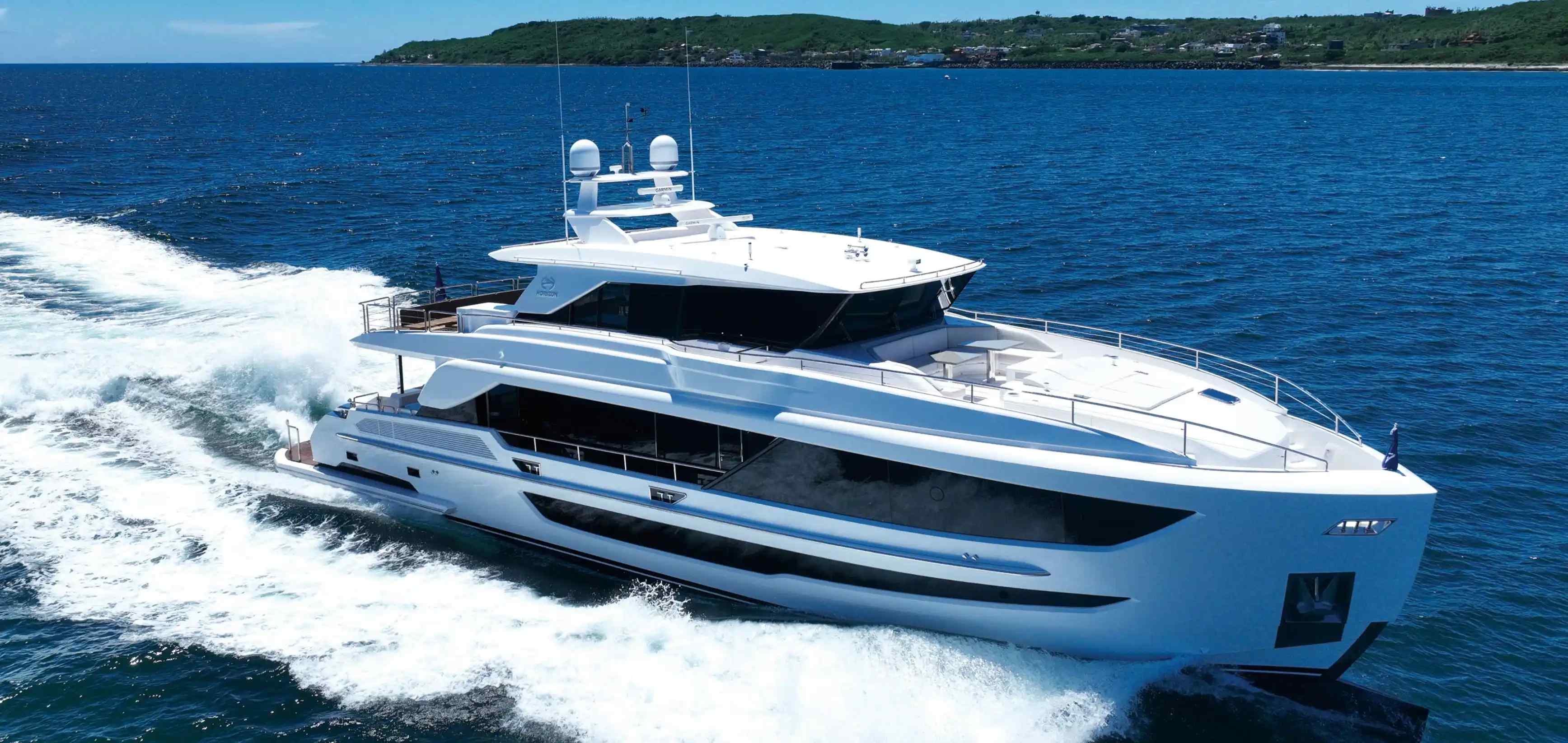 Yacht