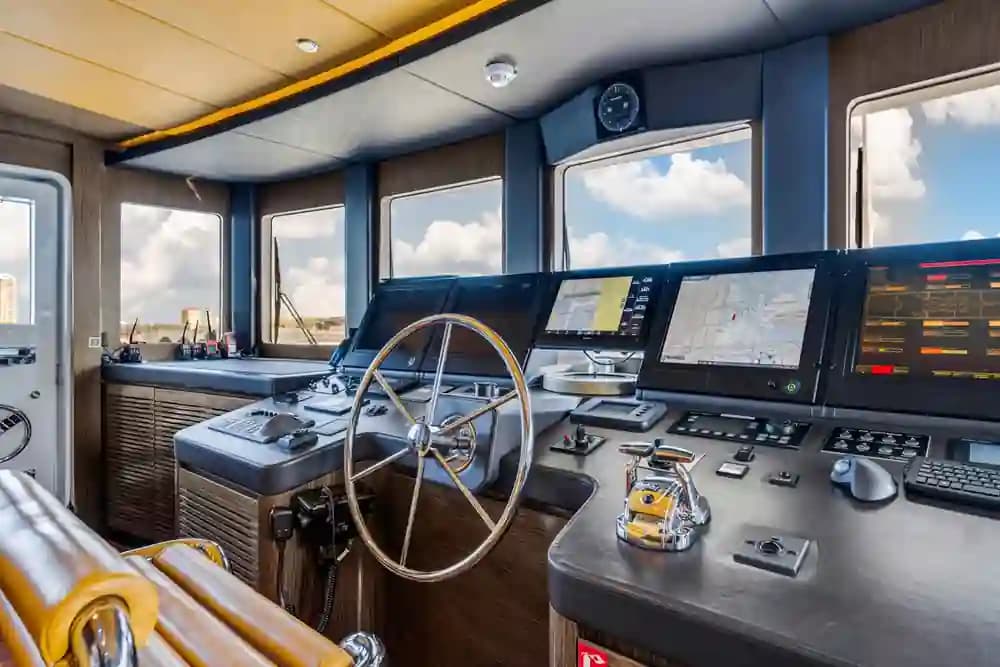 2014 IAG Yachts 127 à vendre à Pompano Beach, Florida Megayacht 3