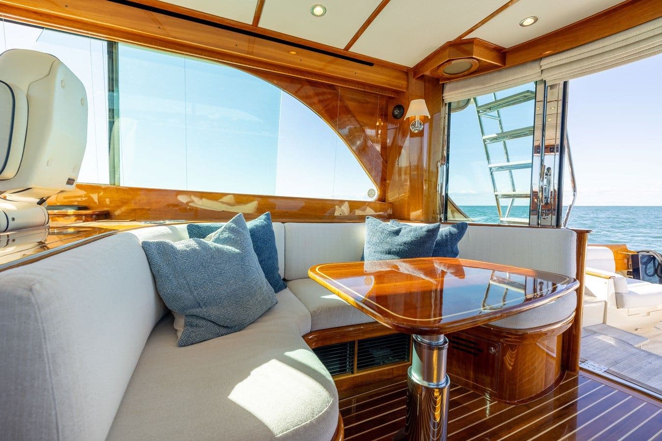 2014 Hinckley Yachts Talaria 48 Flybridge for Sale in Montauk, New York Flybridge 5